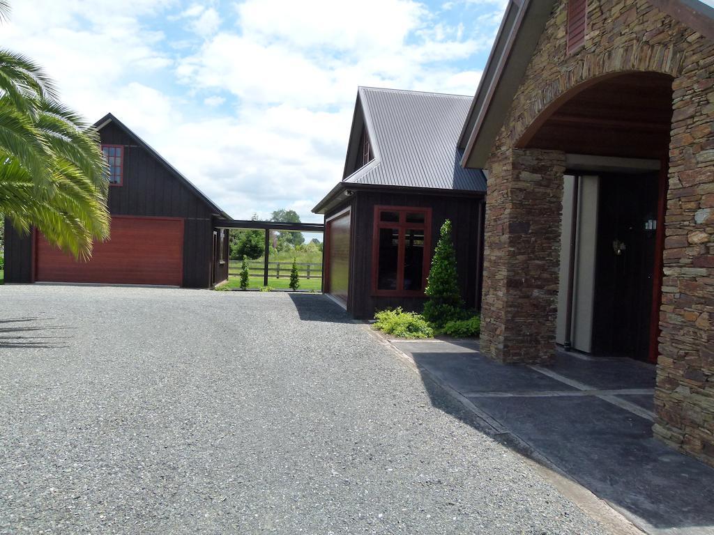 Hadleigh Boutique Lodge Tamahere Buitenkant foto
